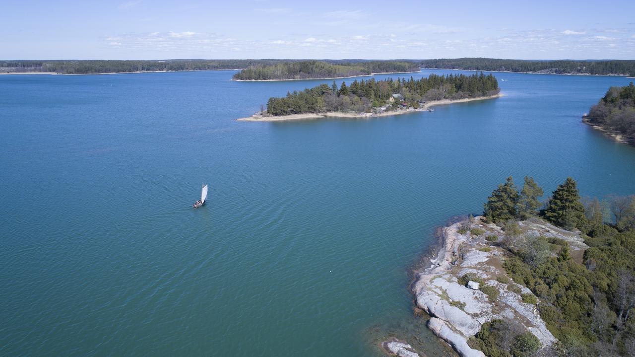 Skargardsskolan Saaristokoulu Hotel Houtskar Bagian luar foto
